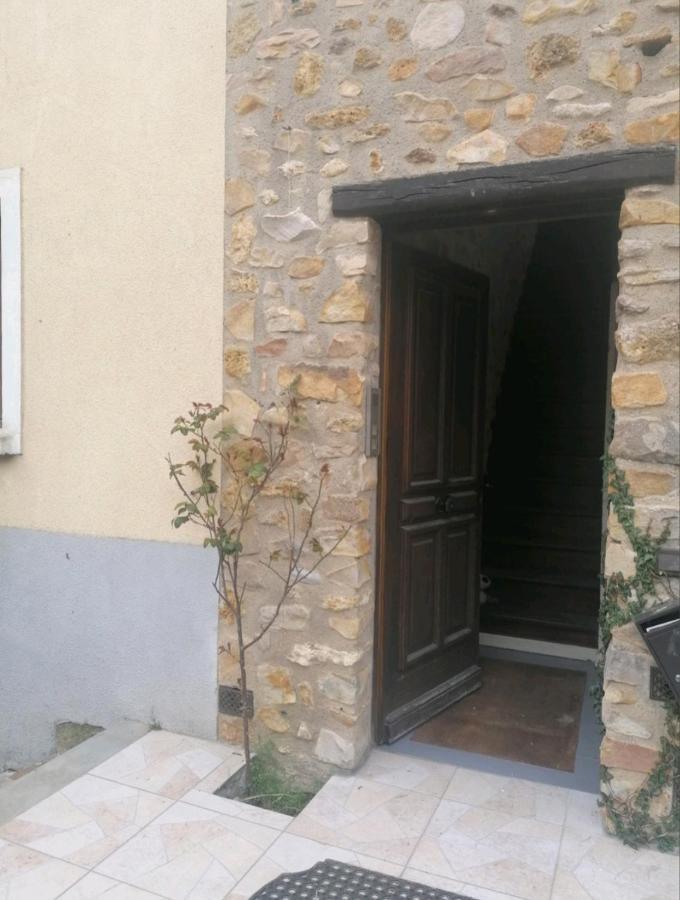 Le Charme De La Pierre Appartement Echarcon Buitenkant foto
